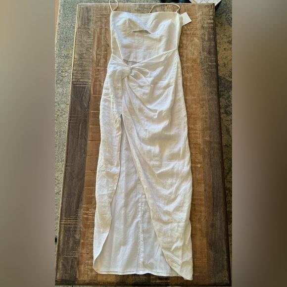 RUMER White Summer Maxi Dress- NEW - Picture 1 of 7